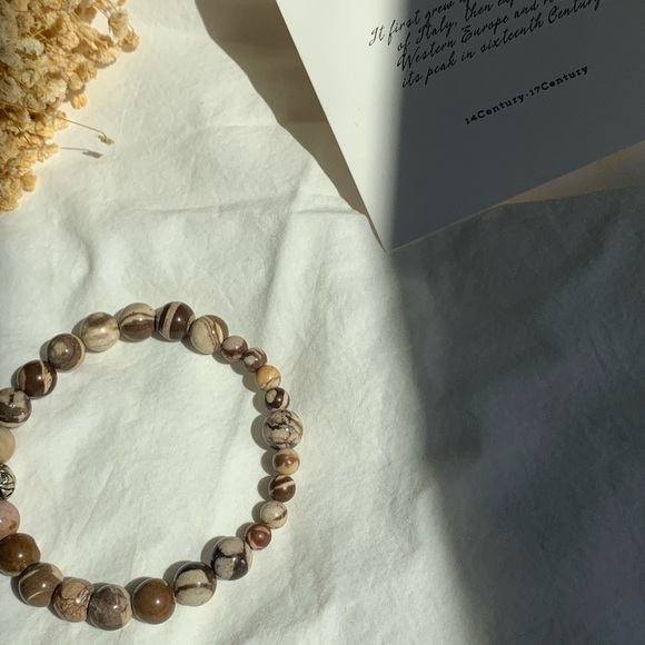 NEW Rap Stone Bracelet - Picture 3 of 5